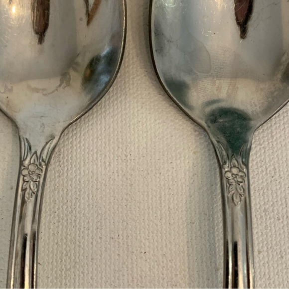 5 Wm A Rogers Stainless Oneida Ltd FENWAY DAYDREAM Spoons Forks Vintage Set Lot - Picture 6 of 6